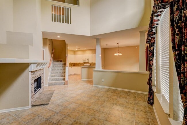 Building Photo - 26 Stone Creek Pl