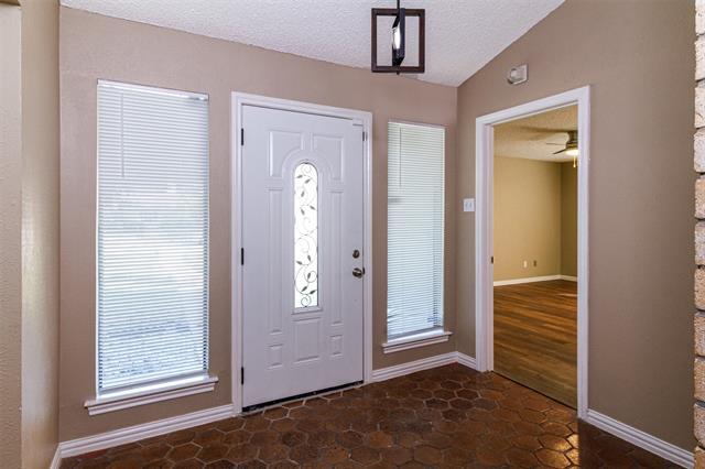 Building Photo - 1034 Holland Dr