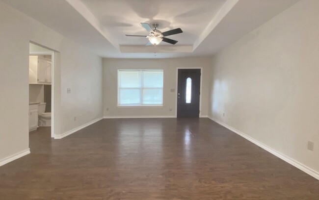 Foto del edificio - Beautiful 4 bedbroom 2 bath home in McAllen.