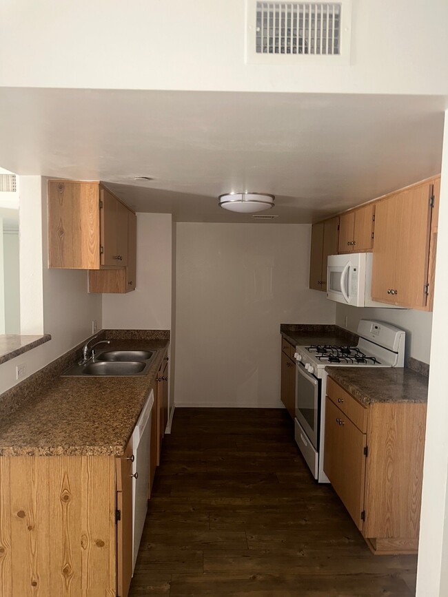 Foto del edificio - Hillview Apartments