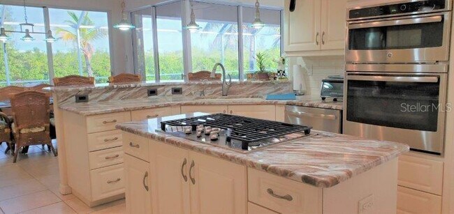 Building Photo - 1430 Wren Ct