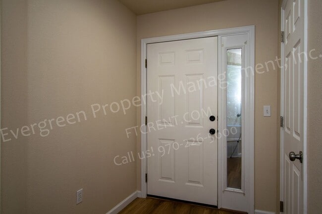 Building Photo - Spacious Two Bed Condo in Fort Collins!