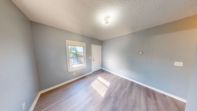 Building Photo - 230 W 3rd St