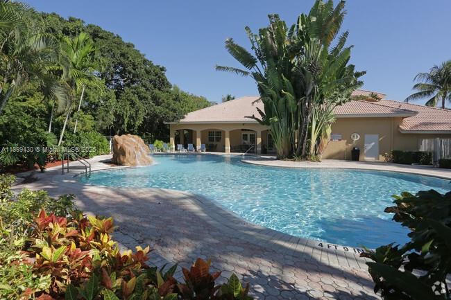 Foto del edificio - 5590 NW 61st St