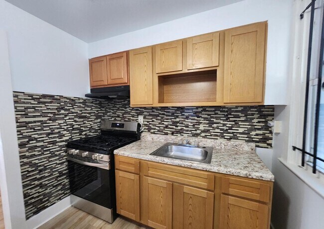 Foto del edificio - 306 W Courtland St