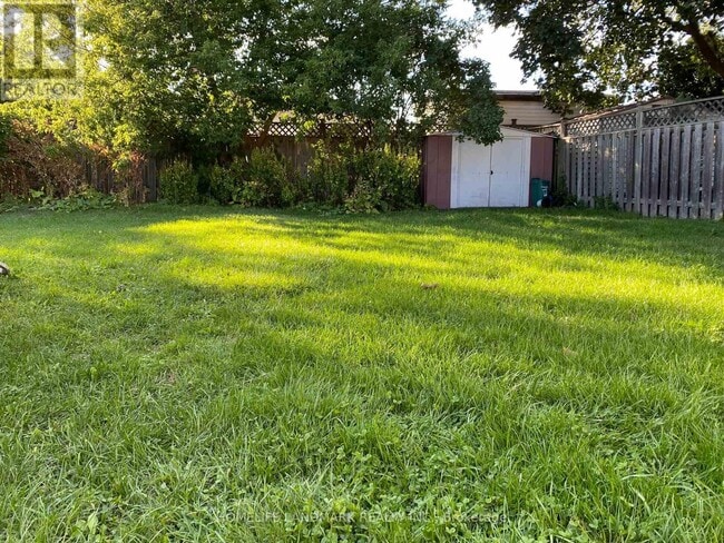 Building Photo - 640 Netherton Crescent