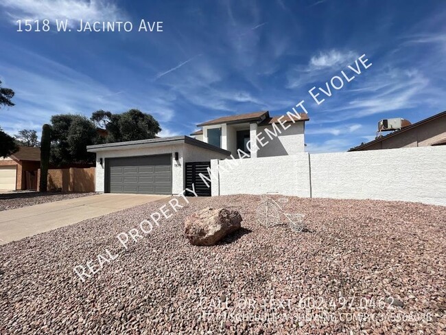 Building Photo - Beautiful 3 bed/2.5 bath in Mesa!