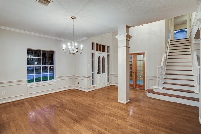 Building Photo - 15923 Echo Lodge Dr