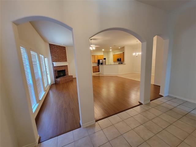 Building Photo - 9380 Snowberry Dr