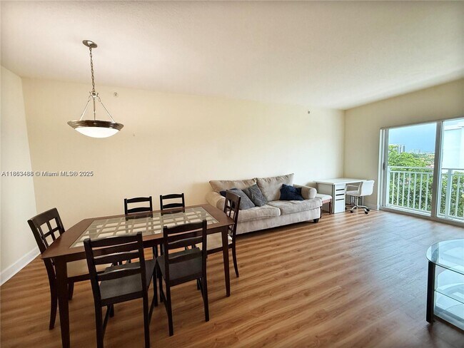 Building Photo - 50 Menores Ave