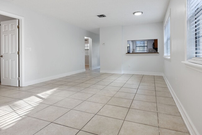 Building Photo - 5236 Treetops Dr