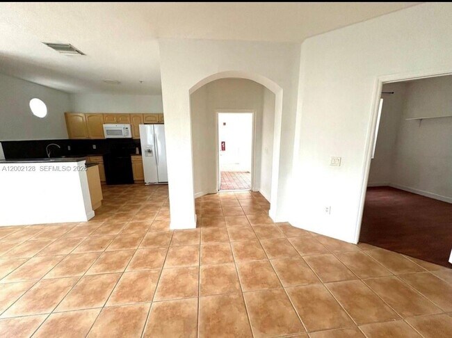 Foto del edificio - 4311 SW 160th Ave