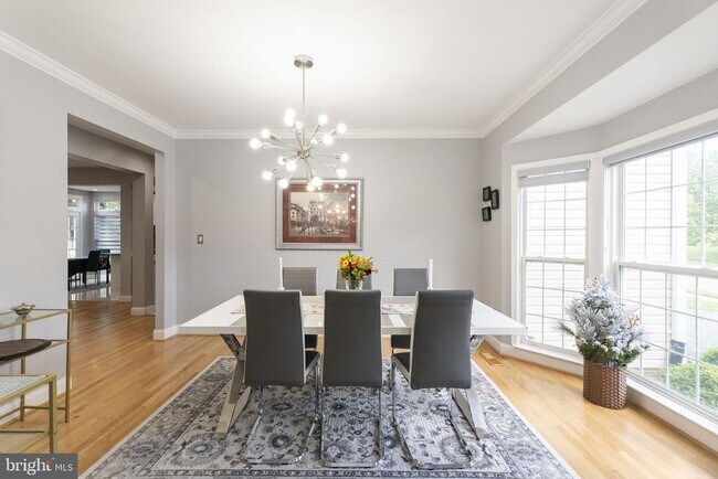 Foto del edificio - 6455 Saddlebrook Ln