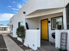 Building Photo - 9618 N 5th St