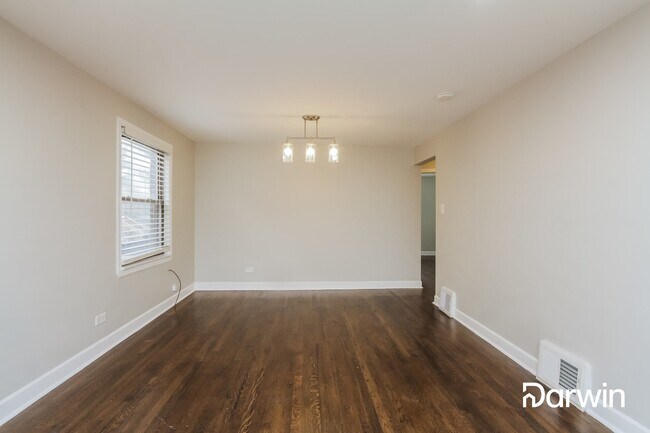 Foto del edificio - 3850 E 112th St, Chicago, IL 60617