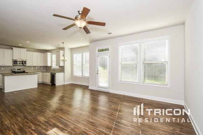 Foto del edificio - 730 Ireland Ln