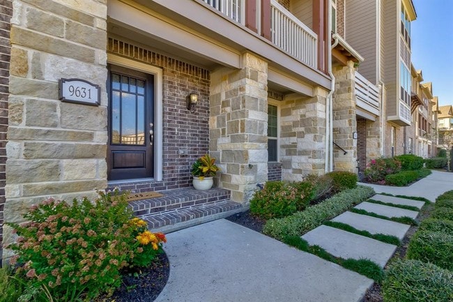 Building Photo - 9631 Towne Lake Pkwy