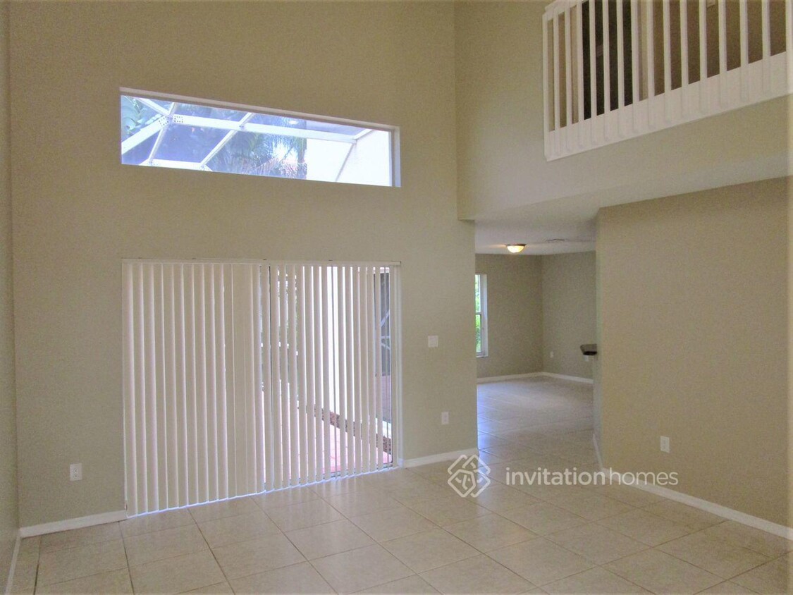 Foto principal - 11647 NW 52nd Ct