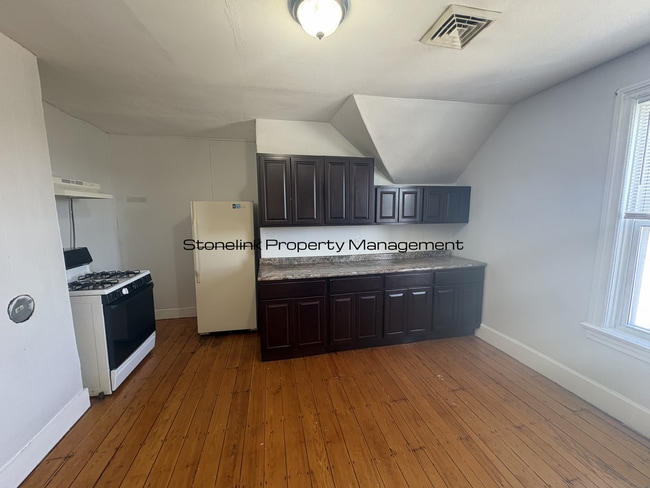 Photo - 114-116 Garden Street Apartment