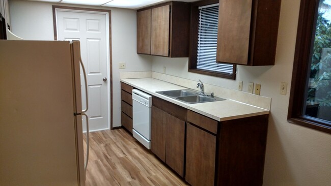 Foto del edificio - 309/311 Baker St Duplex
