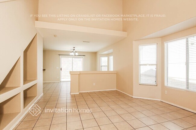 Foto del edificio - 6706 E Rollins St