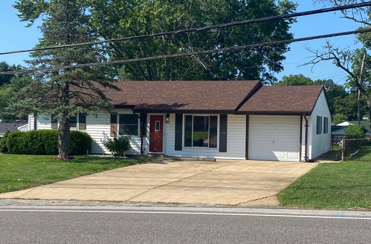 Front - 2241 Tenbrook Rd