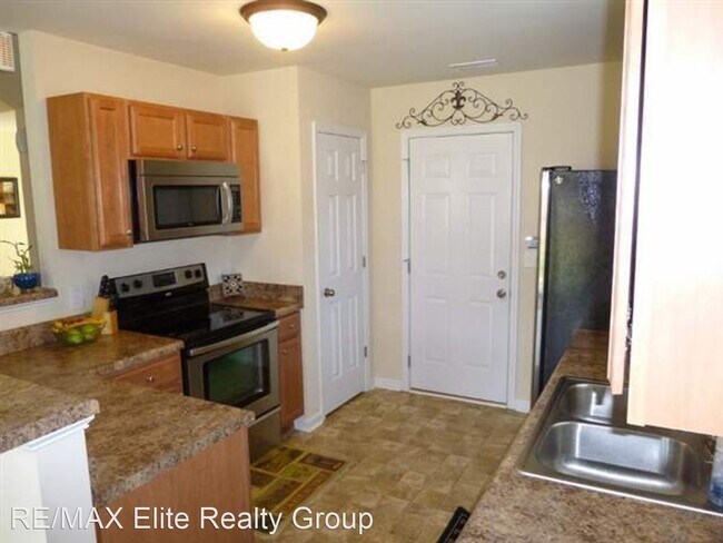 Foto del edificio - 3 br, 2 bath House - 1003 W T Whitehead Dr