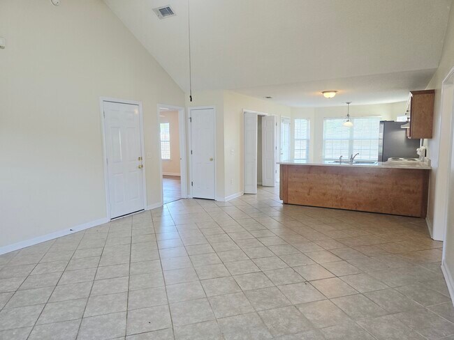 Foto del edificio - 111 Quarterhorse Dr