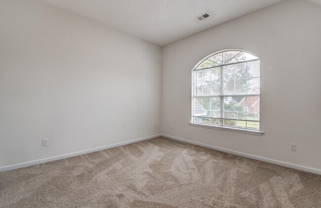 Building Photo - 1232 Sugar Ln