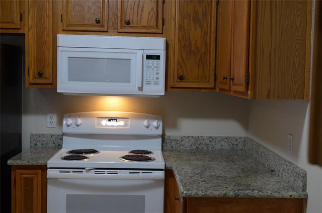 Foto del edificio - 1111 Glen Creek Dr