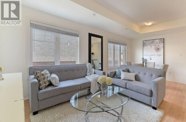 Building Photo - 2420 Baronwood Dr