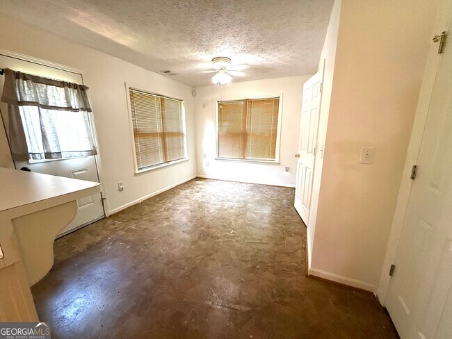Foto del edificio - 25 Brookstone Ct