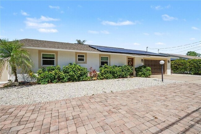 Foto del edificio - 27044 Williams Rd