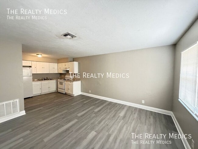 Building Photo - 2055 NW 43rd St