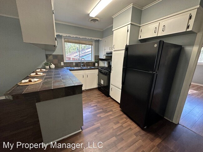 Foto del edificio - 3 br, 2 bath House - 842 Drewry Drive