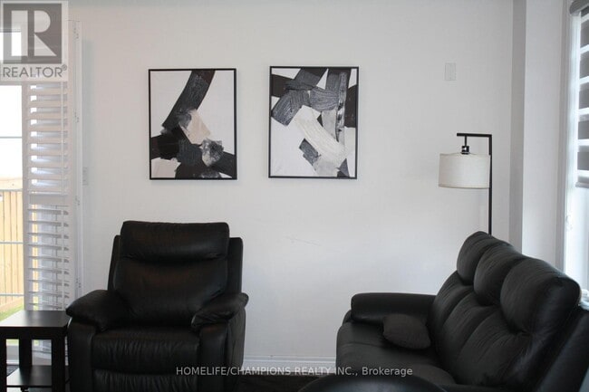 Building Photo - 50 Air Dancer Cres