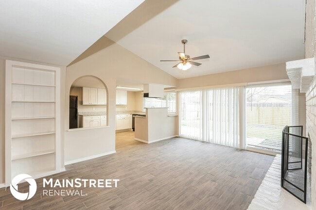 Building Photo - 5038 Overcrest Dr