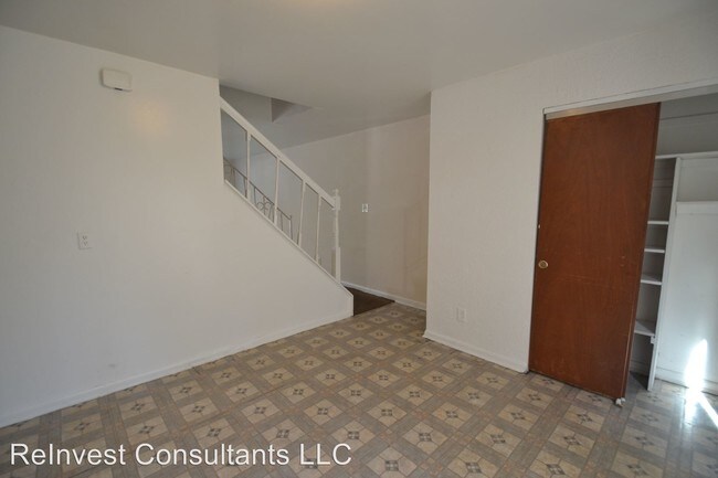 Building Photo - 2409 Compton Rd