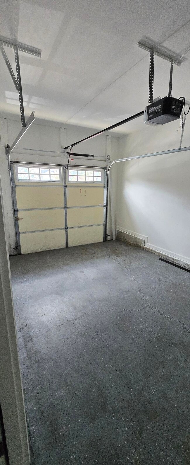 1 Car Garage - 1729 Coleville Oak Ln