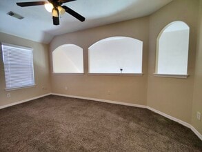 Building Photo - 21915 Stockbridge Ln