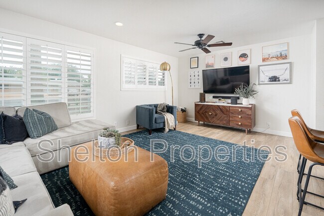 Foto del edificio - 1731 W Highland Ave