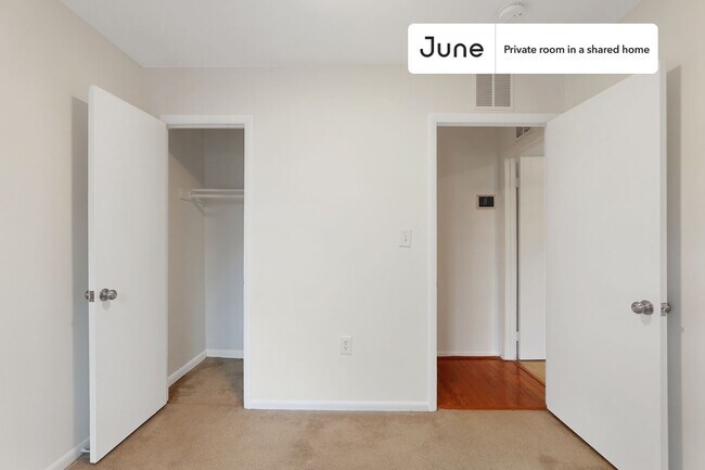 Foto del edificio - Room in Shared 5 bed/2 bath home