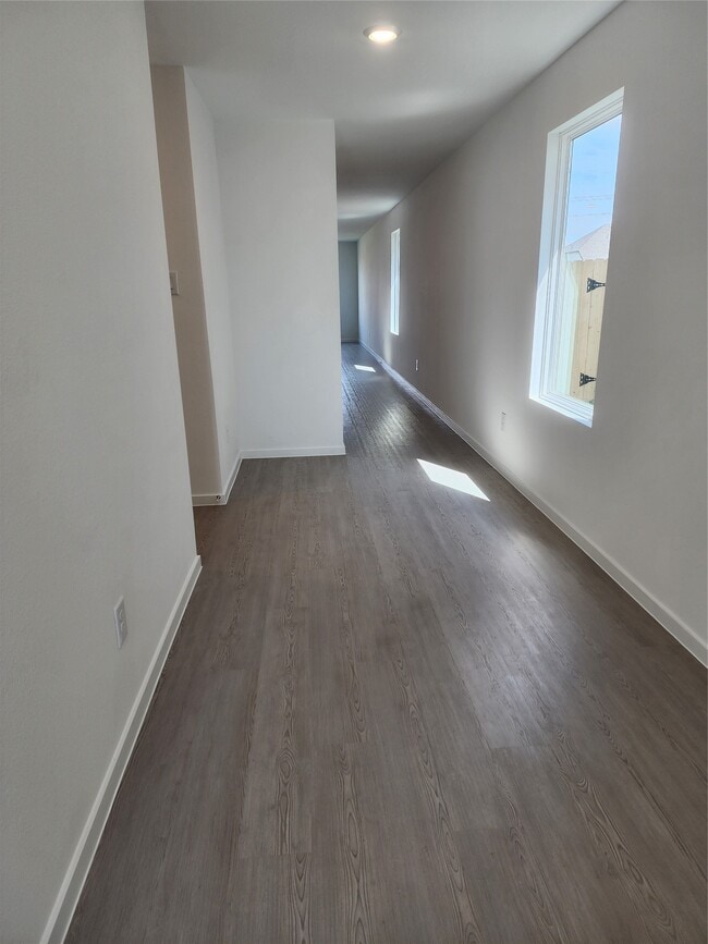 Building Photo - 21626 Willow River Canyon Ln