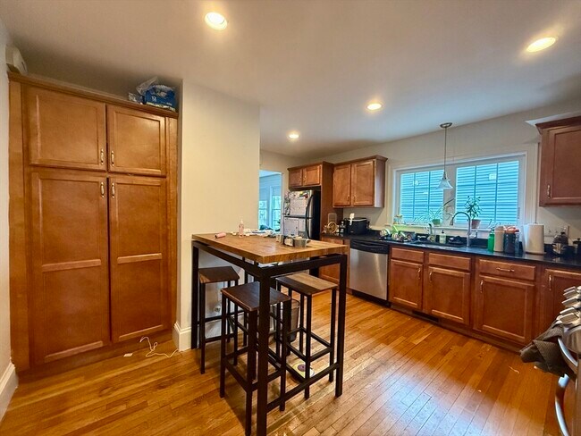 Foto del edificio - 253 Brown St