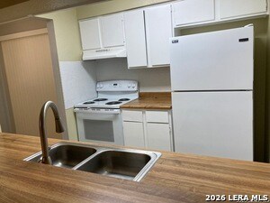 Foto del edificio - 12228 Ridge Crown St