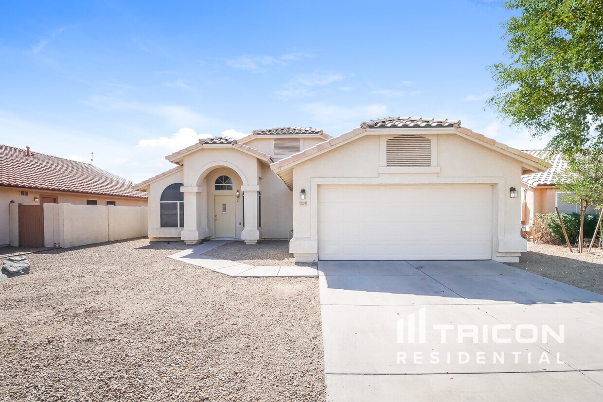 Foto principal - 12209 W Edgemont Ave