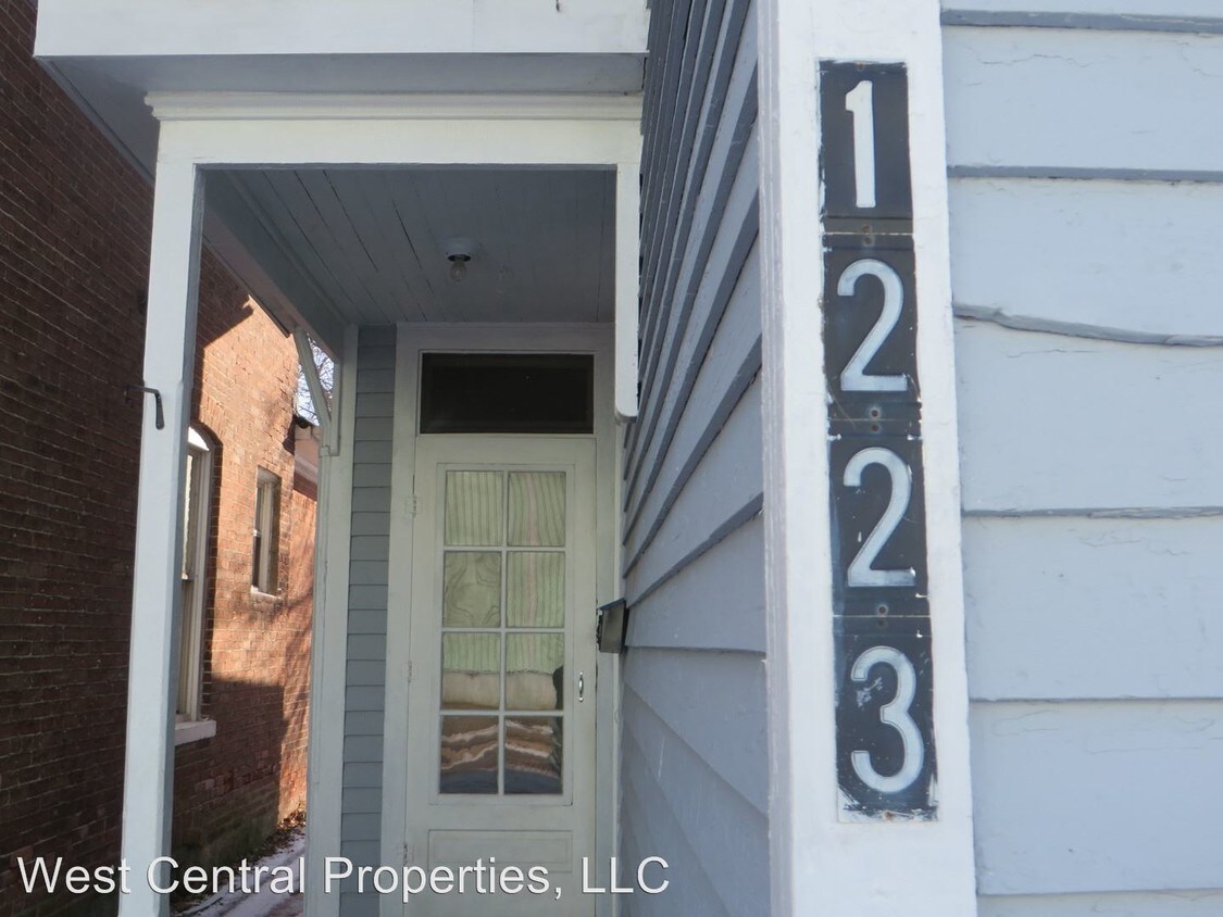 Primary Photo - 3 br, 1.5 bath House - 1223 Wall Street