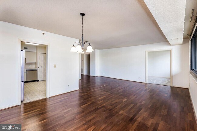 Building Photo - 5501 Seminary Rd