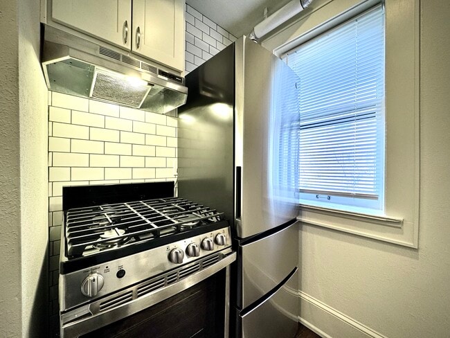 Building Photo - Van Buren Apartments