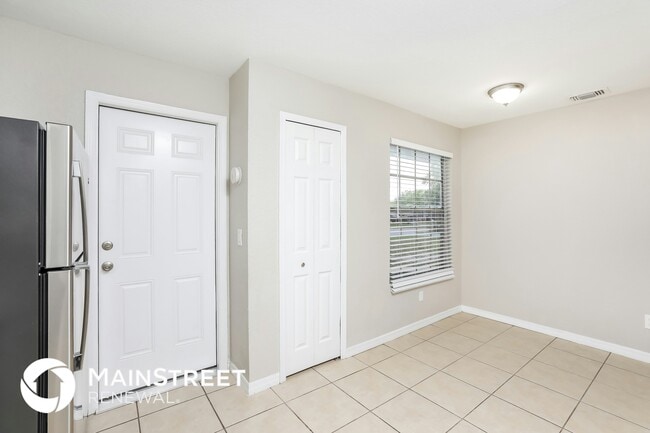 Foto del edificio - 9163 Montevello Dr